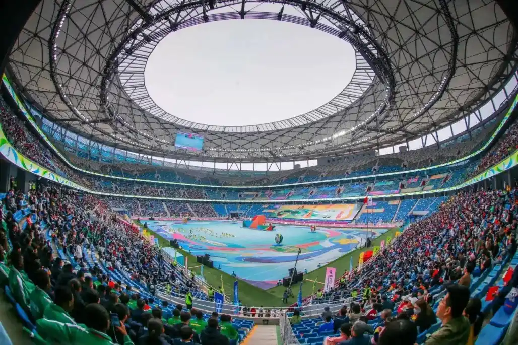 Stadium Sound Systems: The Power of 12 Inch Line Array for Unmatched Clarity​