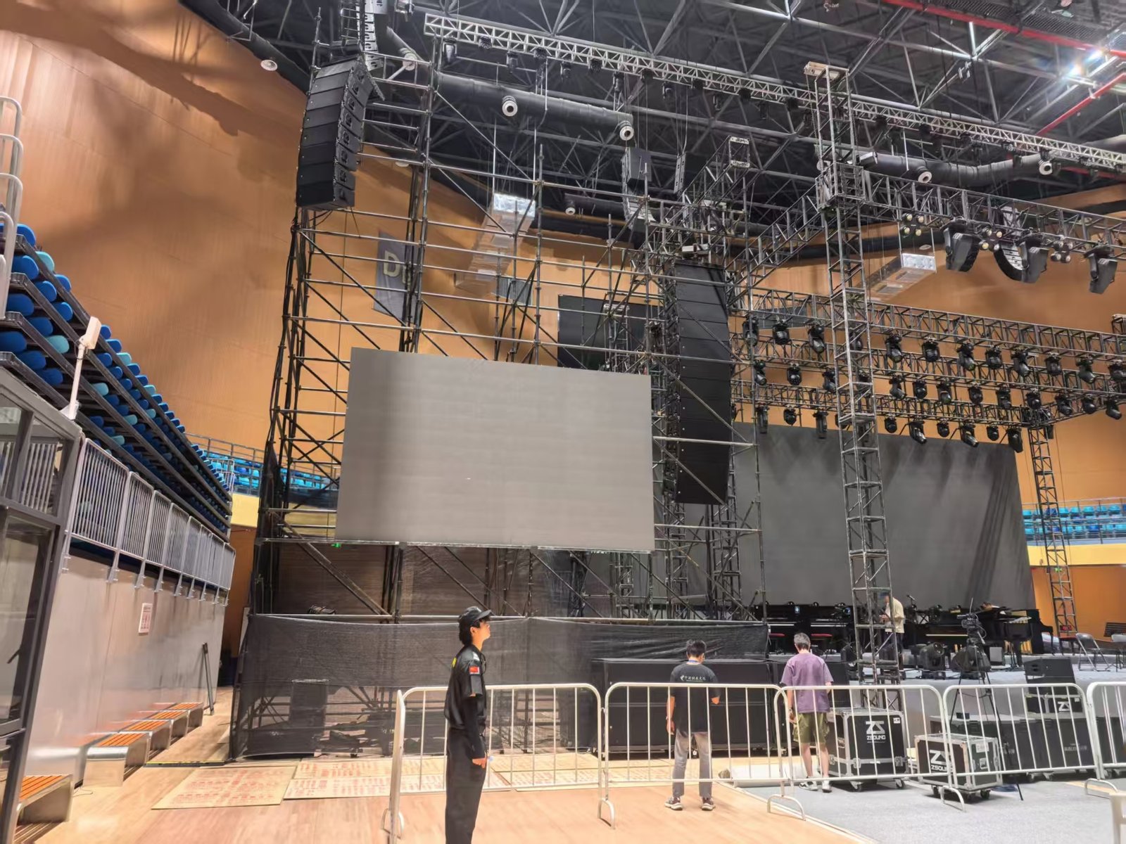 Concert Line Array Speaker: ZSOUND Powers Richard Clayderman’s Grand Performance in Qujiang District