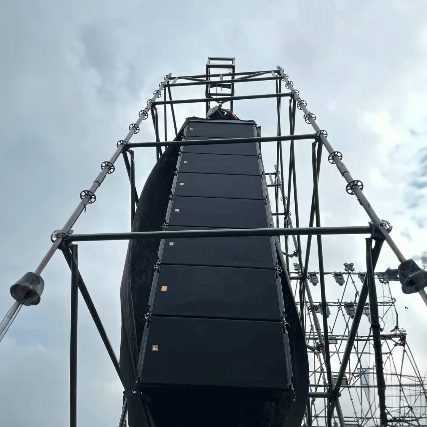 What is a Professional Line Array System?