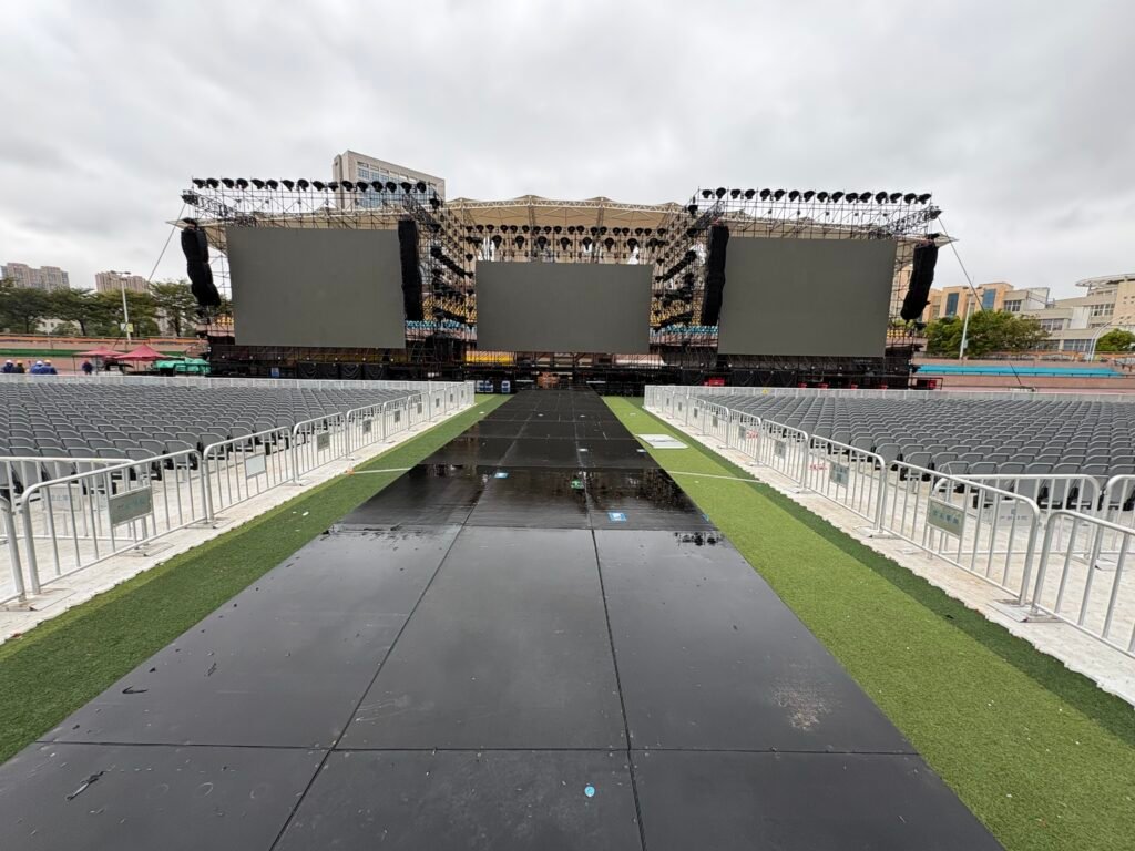 Dual 14 Inch Line Array Application for Huian Stadium Concert